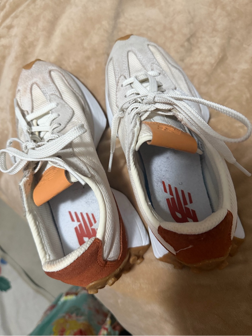 New Balance Lot of 2 Sneakers 327 & 237 Women’s Size 6/6.5 - Picture 11 of 11